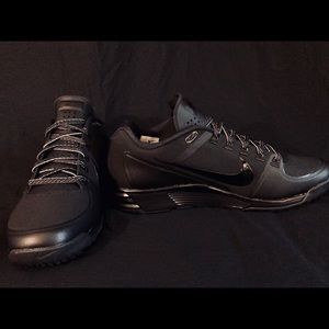 New. Nike shoes. Black. Size 11